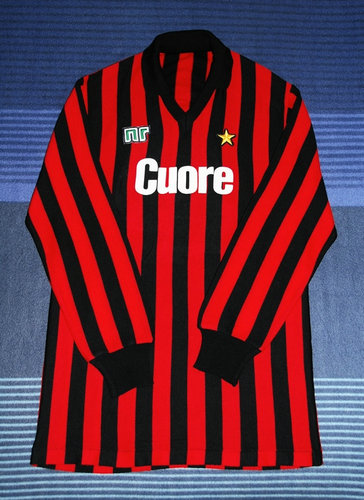 maillot ac milan domicile 1983-1984 rétro