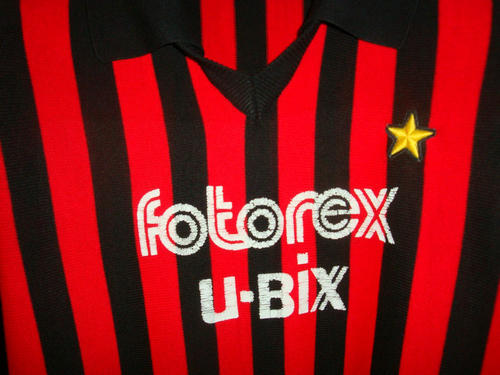 maillot ac milan domicile 1985-1986 pas cher maillot ac milan domicile 1985-1986 pas cher