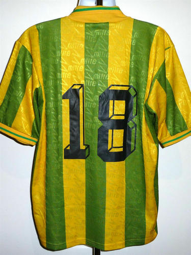 maillot aek larnaca réplique 1995-1996 pas cher