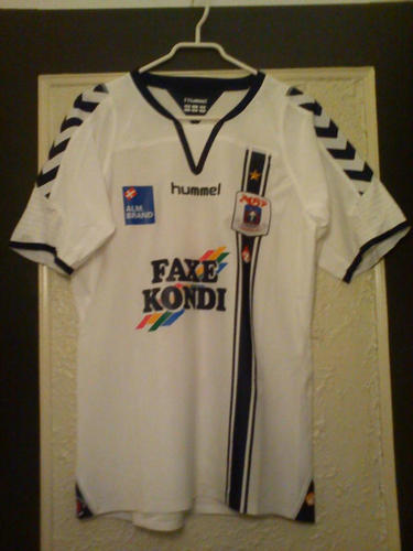 maillot agf domicile 2011 pas cher