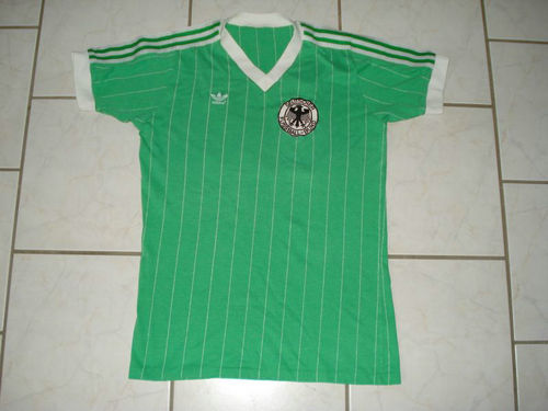 maillot allemagne exterieur 1983-1984 rétro