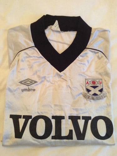 maillot ayr united domicile 1983-1984 rétro