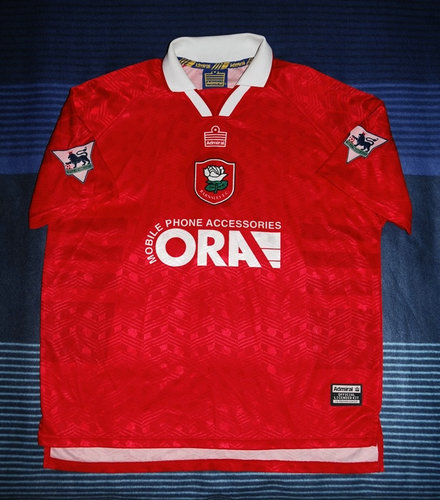 maillot barnsley fc domicile 1997-1998 rétro