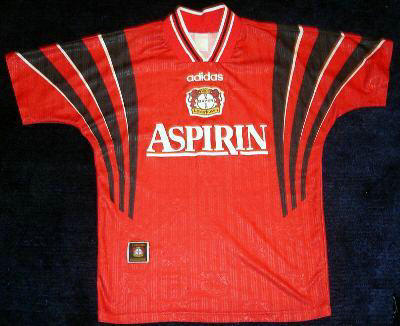 maillot bayer leverkusen domicile 1996-1997 rétro