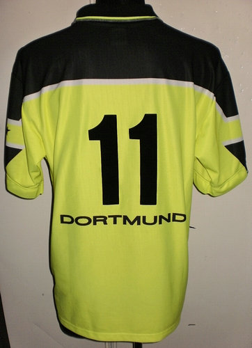 maillot borussia dortmund domicile 1997-1998 pas cher maillot borussia dortmund domicile 1997-1998 pas cher