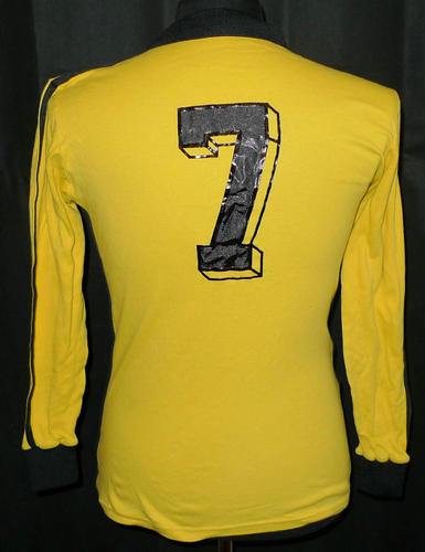 maillot borussia dortmund particulier 1979-1980 pas cher maillot borussia dortmund particulier 1979-1980 pas cher