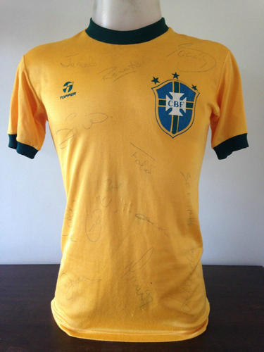 maillot brésil domicile 1982 rétro