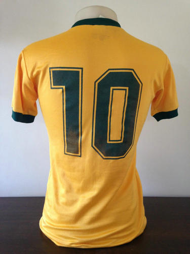 maillot brésil domicile 1982 rétro