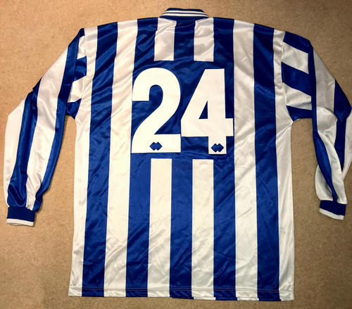 maillot brighton and hove albion particulier 1999-2000 pas cher maillot brighton and hove albion particulier 1999-2000 pas cher