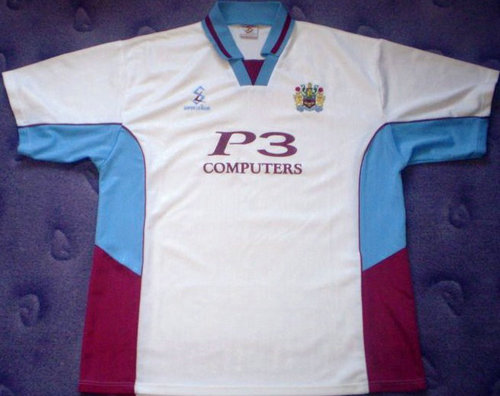 maillot burnley fc exterieur 1999-2000 rétro