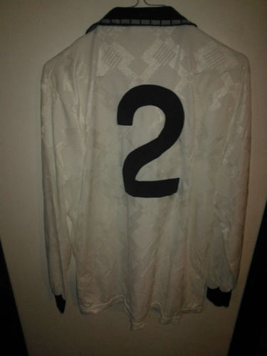 maillot cagliari calcio exterieur 1990-1991 pas cher maillot cagliari calcio exterieur 1990-1991 pas cher