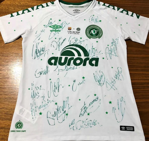 maillot chapecoense particulier 2017 rétro