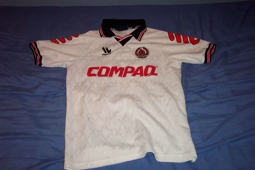 maillot clyde fc domicile 2001-2002 rétro