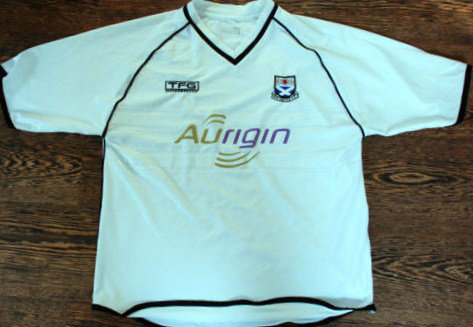 maillot de ayr united domicile 2001-2002 rétro