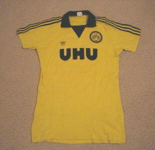 maillot de borussia dortmund domicile 1981-1982 rétro