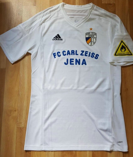 maillot de carl zeiss iéna domicile 2015-2016 rétro