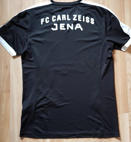 maillot de carl zeiss iéna domicile 2017-2018 rétro maillot de carl zeiss iéna domicile 2017-2018 rétro