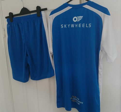 maillot de chester city domicile 2015-2016 pas cher maillot de chester city domicile 2015-2016 pas cher