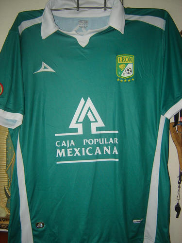 maillot de club león domicile 2010-2011 rétro