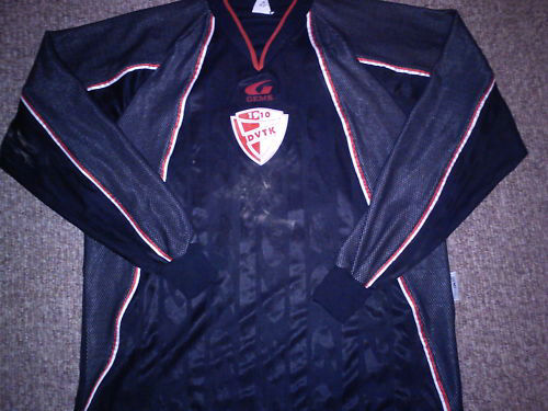 maillot de diosgyori vtk exterieur 2003-2004 rétro