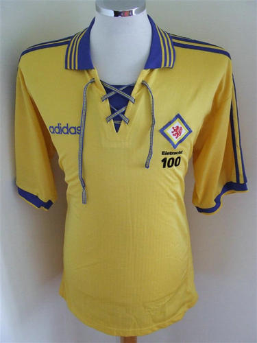 maillot de eintracht brunswick domicile 1995-1996 rétro