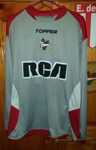 maillot de estudiantes de la plata gardien 2008-2009 rétro