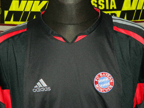 maillot de fc bayern munich exterieur 2003-2004 pas cher