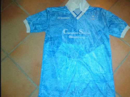 maillot de fc magdebourg exterieur 1989-1990 rétro