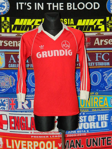 maillot de fc nuremberg domicile 1980-1981 rétro