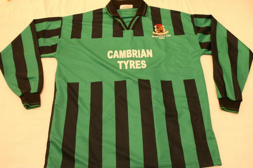 maillot de foot aberystwyth town domicile 1999-2000 rétro