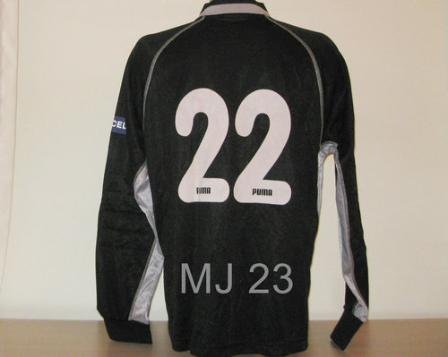 maillot de foot beşiktaş jk gardien 2001-2002 rétro maillot de foot beşiktaş jk gardien 2001-2002 rétro