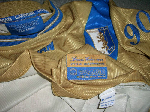 maillot de foot brescia calcio particulier 2001-2002 rétro maillot de foot brescia calcio particulier 2001-2002 rétro