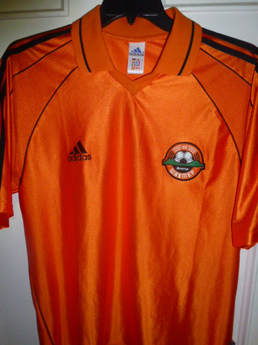 maillot de foot chakhtar donetsk domicile 2001-2002 pas cher maillot de foot chakhtar donetsk domicile 2001-2002 pas cher