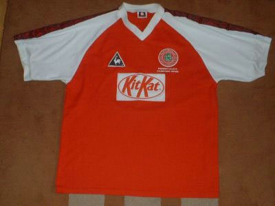 maillot de foot cliftonville fc domicile 1998-1999 rétro