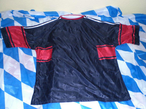 maillot de foot fc bayern munich domicile 1997-1999 pas cher maillot de foot fc bayern munich domicile 1997-1999 pas cher