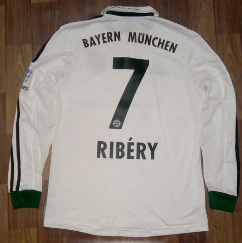 maillot de foot fc bayern munich exterieur 2013-2014 pas cher maillot de foot fc bayern munich exterieur 2013-2014 pas cher
