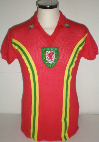 maillot de foot galles particulier 1977-1979 rétro