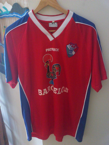 maillot de foot gil vicente fc domicile 2001-2002 rétro