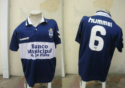 maillot de foot gimnasia la plata exterieur 1995 rétro