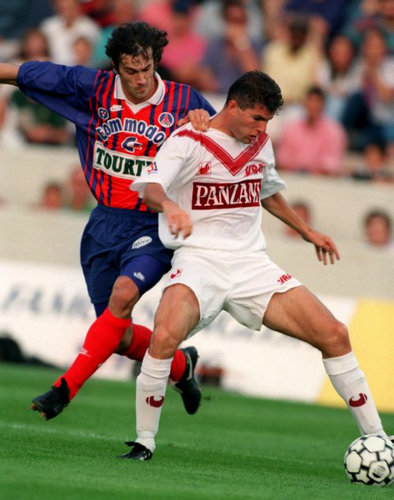 maillot de foot girondins de bordeaux domicile 1993-1994 rétro maillot de foot girondins de bordeaux domicile 1993-1994 rétro