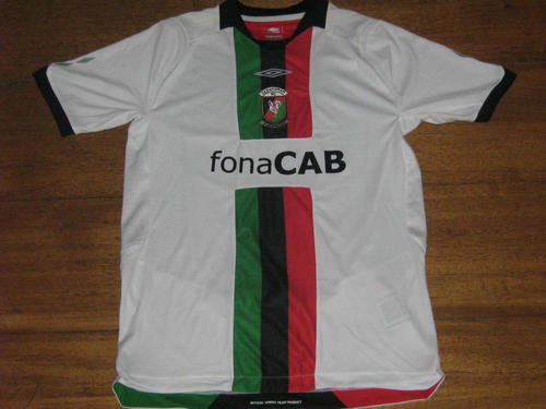 maillot de foot glentoran domicile 2008-2009 rétro