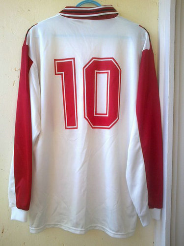 maillot de foot hongrie exterieur 1996-1997 pas cher maillot de foot hongrie exterieur 1996-1997 pas cher