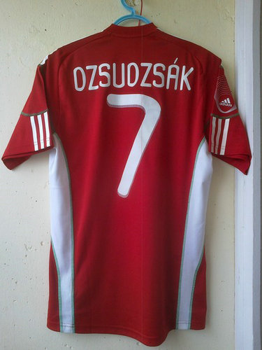 maillot de foot hongrie particulier 2010-2012 pas cher maillot de foot hongrie particulier 2010-2012 pas cher