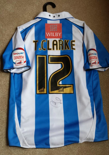 maillot de foot huddersfield town domicile 2010-2011 pas cher maillot de foot huddersfield town domicile 2010-2011 pas cher
