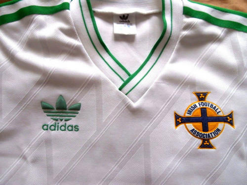 maillot de foot irlande du nord exterieur 1986-1988 rétro