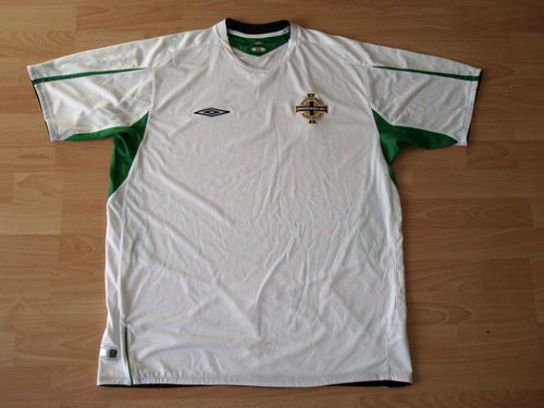 maillot de foot irlande du nord exterieur 2004-2005 rétro