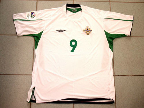 maillot de foot irlande du nord exterieur 2004-2006 rétro