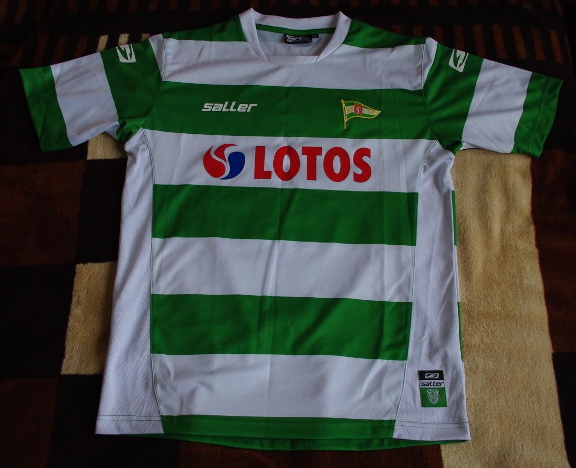 maillot de foot lechia gdańsk domicile 2015-2016 rétro