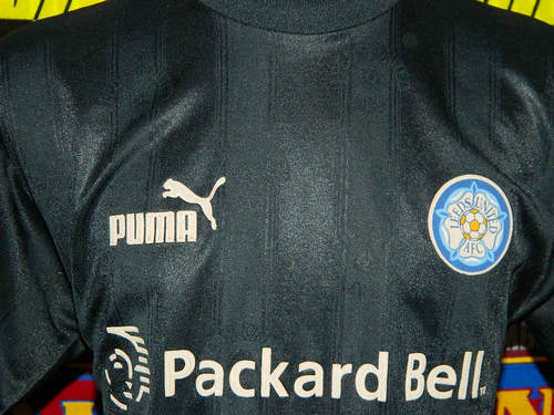 maillot de foot leeds united third 1997-1998 rétro