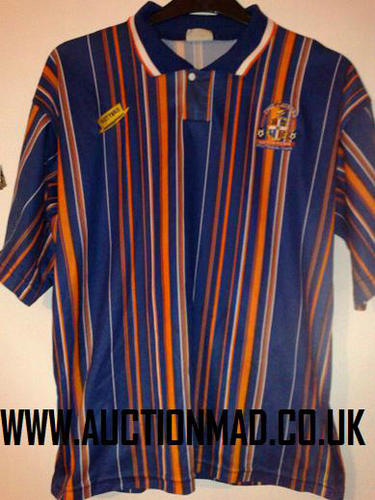 maillot de foot luton town particulier 1994-1995 pas cher